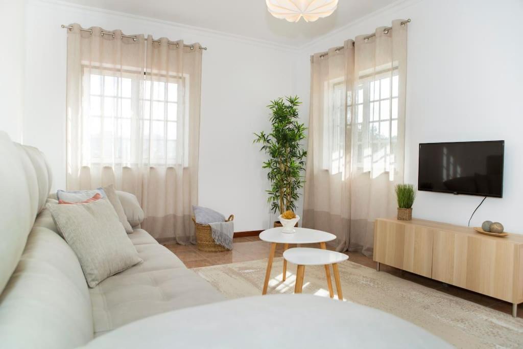 Entrevillas Alojamento Local, Apartamento T2 Arcos de Valdevez Extérieur photo